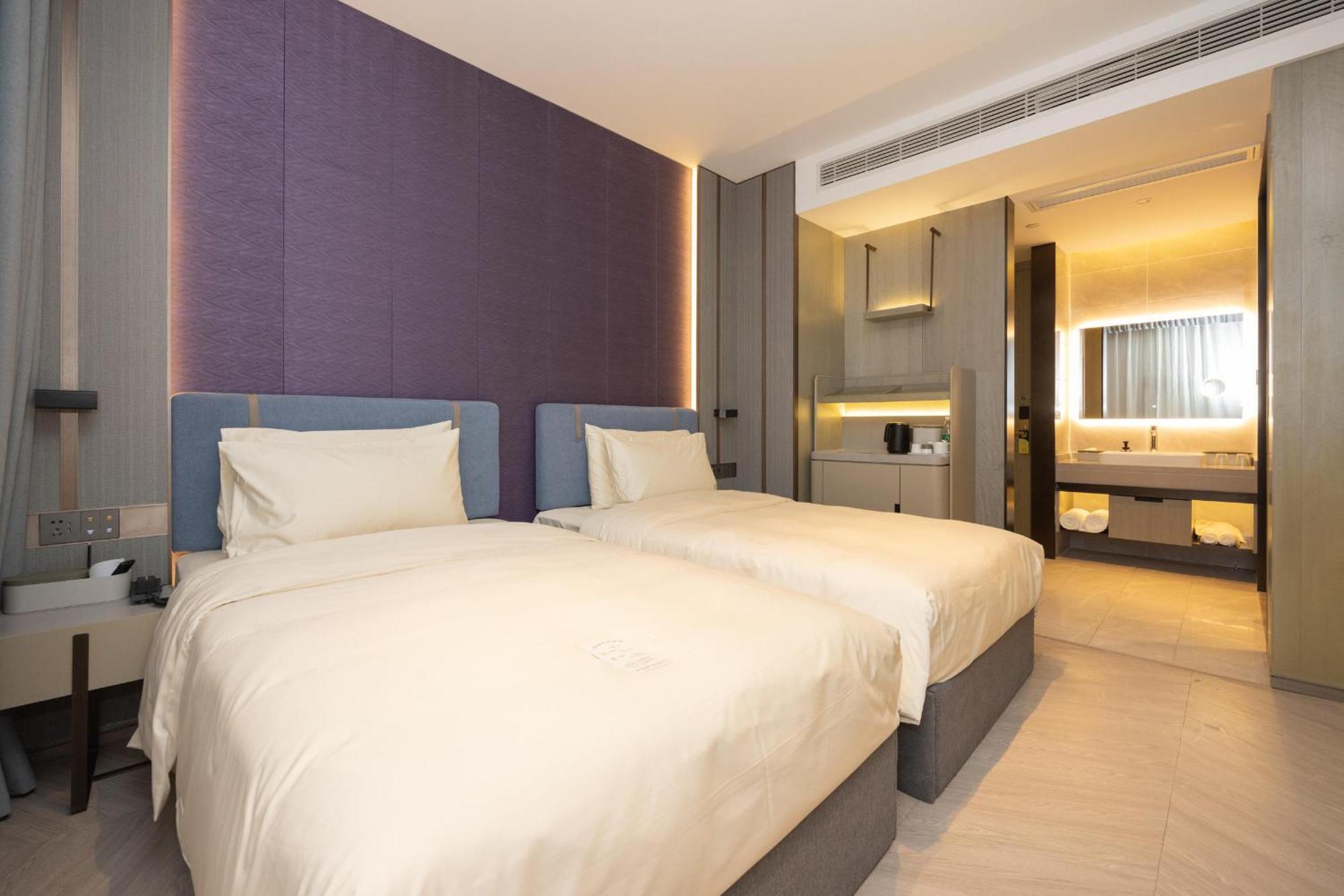 Hotel Atour X Hongqiao National Exhibition Qibao Old Street 3*