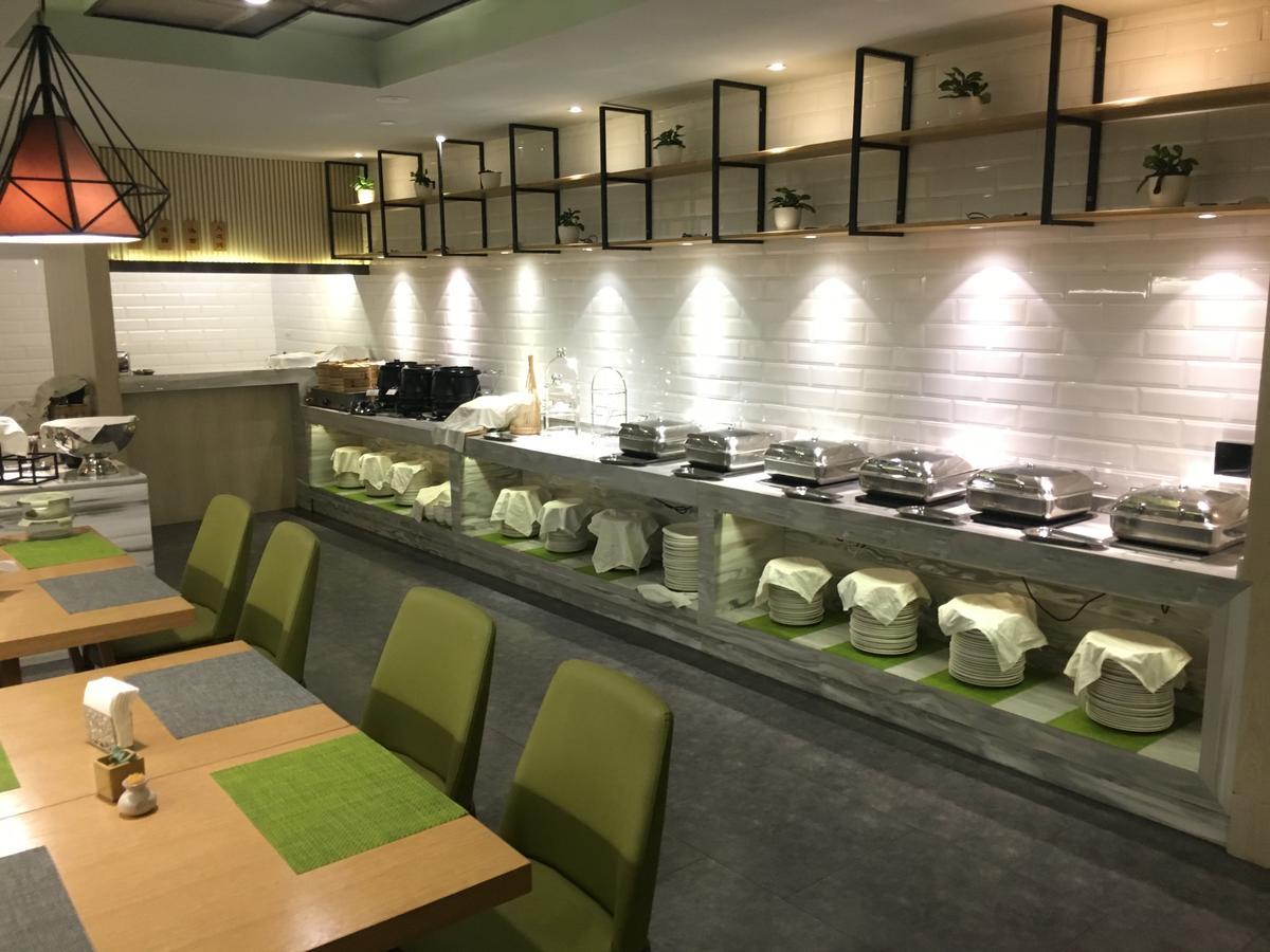 Hotel Atour X Hongqiao National Exhibition Qibao Old Street 3*